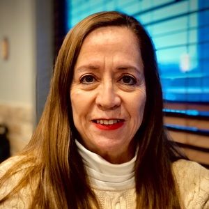 Meet your Posher, Rebeca